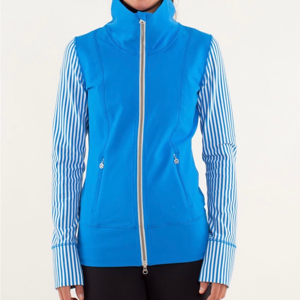 Lululemon Daily Yoga Jacket Beaming Blue/ Classic Stripe Polar Cream Size 4